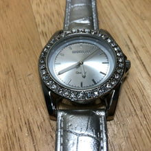 Load image into Gallery viewer, Unused Manhattan By Croton Men Silver Leather Analog Quartz Watch Hours~New Batt
