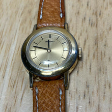 Load image into Gallery viewer, Vintage Seiko 11-0800 Lady Gold Tone Leather Analog Quartz Watch Hour~New Batter
