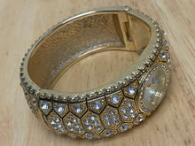 Load image into Gallery viewer, Embassy Gruen Lady Gold Tone Rhinestone Cuff Bangle Quartz Watch Hour~New Batter

