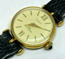 Load image into Gallery viewer, VTG Timex Lady Gold Tone Leather Water Resistant Hand-Wind Mechanical Watch Hour
