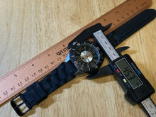 Load image into Gallery viewer, JF 32177 USA Movement Mens Silver Black Analog Quartz Watch Hours~New Battery
