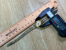 Load image into Gallery viewer, Vintage ALDO Lady Gold Tone 17 Jewels Barrel Hand-Wind Mechanical Watch Hours
