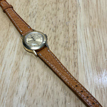 Load image into Gallery viewer, Vintage Seiko 11-0800 Lady Gold Tone Leather Analog Quartz Watch Hour~New Batter
