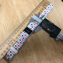 Load image into Gallery viewer, Nordstrom Wired Fitness Activity Tracker Watch Hours~2x Wristband~Medium~Charger
