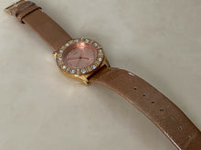 Load image into Gallery viewer, GUESS Lady Gold Tone Large Crystals Leather Analog Quartz Watch Hour~New Battery
