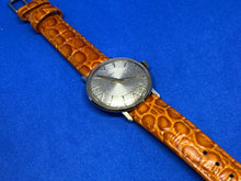 Load image into Gallery viewer, RARE VTG 1959 Timex Darwin 05-L95 Men Aluminum Hand-Wind Mechanical Watch Hours
