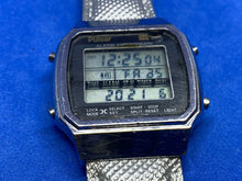 Load image into Gallery viewer, Vintage Pulsar Japan W040-5000 Men Digital Quartz Chrono Watch Hours~New Battery
