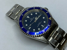 Load image into Gallery viewer, Mount Royal Men 200m Submariner-Style Analog Quartz Watch Hours~Date~New Battery
