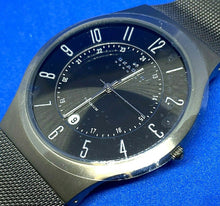 Load image into Gallery viewer, Unused Skagen Denmark Men 30m Titanium Analog Quartz Watch Hour~Date~New Battery
