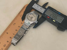Load image into Gallery viewer, Vintage Chalet Columbia Style Lady Oval Silver Hand-Wind Mechanical Watch Hours
