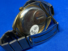 Load image into Gallery viewer, Vintage Timex Indiglo Men Gold Tone Loud Beat Analog Quartz Watch Hour~Run &amp;Stop
