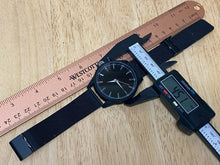 Load image into Gallery viewer, FMD Mens All Black Japan Movt Mesh Band Analog Quartz Watch Hours~New Battery

