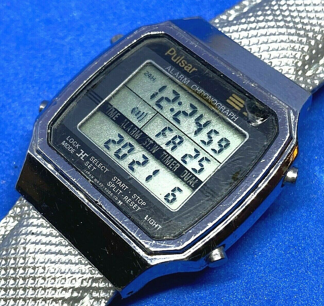 Vintage Pulsar Japan W040-5000 Men Digital Quartz Chrono Watch Hours~New Battery