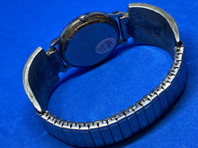 Load image into Gallery viewer, VTG LA Express Mens Silver Horse Statues Band Analog Quartz Watch Hours~New Batt
