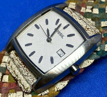 Load image into Gallery viewer, Fossil JR-8836 Lady Leather Bund Band Analog Quartz Watch Hours~Date~New Battery
