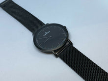 Load image into Gallery viewer, Unused Tonnier Mens Black Mesh Japan Movt Analog Quartz Watch Hours~New Battery
