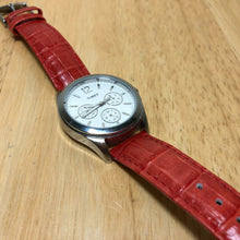 Load image into Gallery viewer, Timex Men Lady 50m Silver Leather Analog Quartz Watch Hour~Day Date 24h~New Batt
