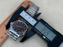 Load image into Gallery viewer, Vintage Genova Mens Silver Brown Stretch Band Hand-Wind Mechanical Watch Hours
