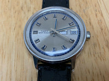 Load image into Gallery viewer, Vintage 1973 Timex Marlin Mens Silver Hand-Wind Mechanical Watch Hours~Day Date
