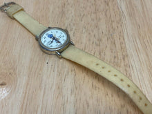 Load image into Gallery viewer, VTG Holly Hobbie By Bradley Swiss Lady Gold Tone Hand-Wind Mechanical Watch Hour
