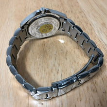 Load image into Gallery viewer, Nice Vince Camuto Lay 30m Steel Silver Analog Quartz Watch Hours~New Battery
