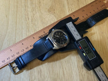 Load image into Gallery viewer, Relic Mens 50m Leather Bund Band Analog Quartz Watch Hours~Day Date~New Battery
