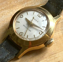 Load image into Gallery viewer, Vintage Timex Lady Gold Tone Water Proof Leather Hand-Wind Mechanical Watch Hour
