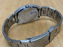 Load image into Gallery viewer, Stunning Vintage 1973 Timex Marlin Mens Silver Hand-Wind Mechanical Watch Hours
